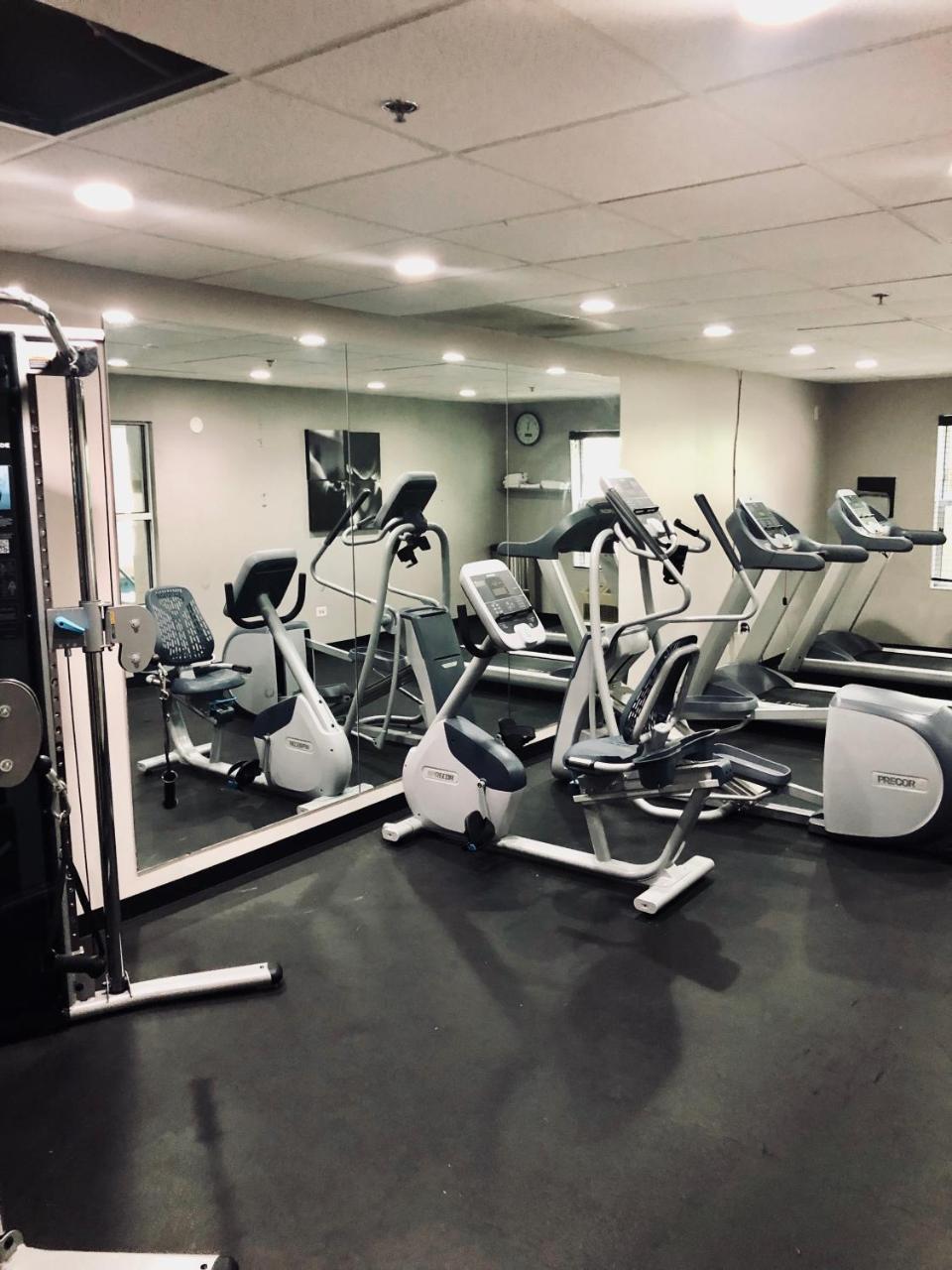 Country Inn & Suites By Radisson, Chicago O'Hare South, Il Bensenville Esterno foto